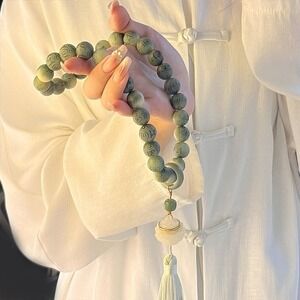 14mm White Bodhi Root Six Mantra Mala Bracelet w Incense Lotus Pendant new
